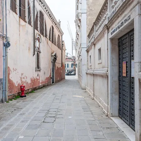 Bella * Venise